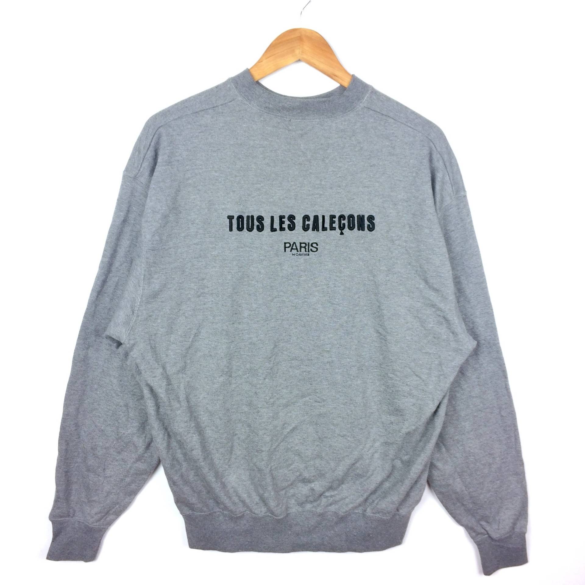 Rarität Die Berühmte Marke Tous Les Caleçons Paris Stickerei Crewneck Sweatshirt Grau Doppelt Groß von MingsVintageStore