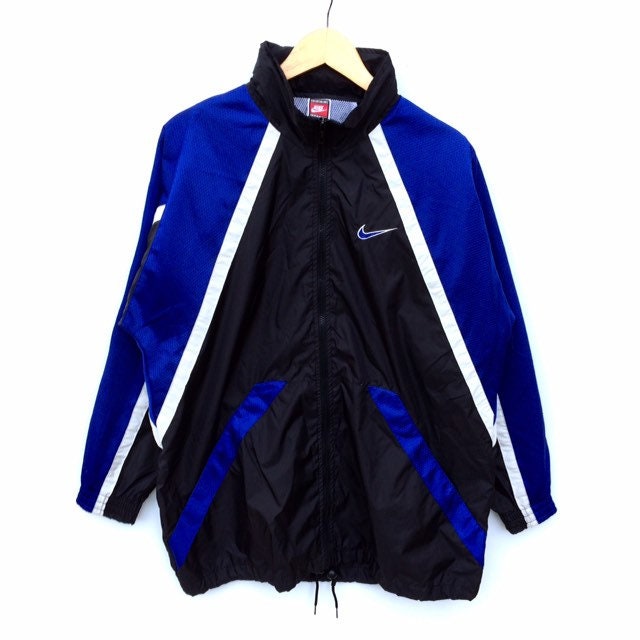 Selten Die Berühmten 90Er Jahre Nike Swoosh Sportswear Voll Reißverschluss Leichte Jacke Schwarz Und Blau Farbe Mittlerer Größe von MingsVintageStore