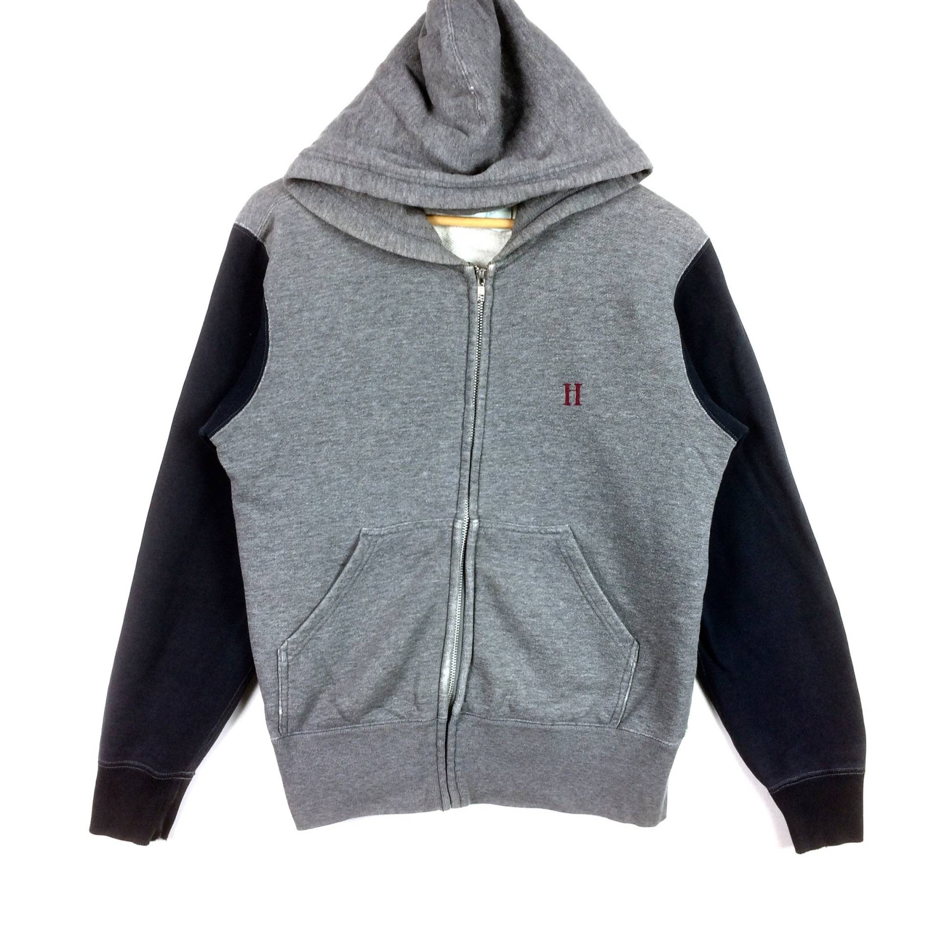 Selten The Famous Japanese Brand Comme Des Garcons H Logo Plain Hoodie Sweatshirt Made in Japan Small Size von MingsVintageStore