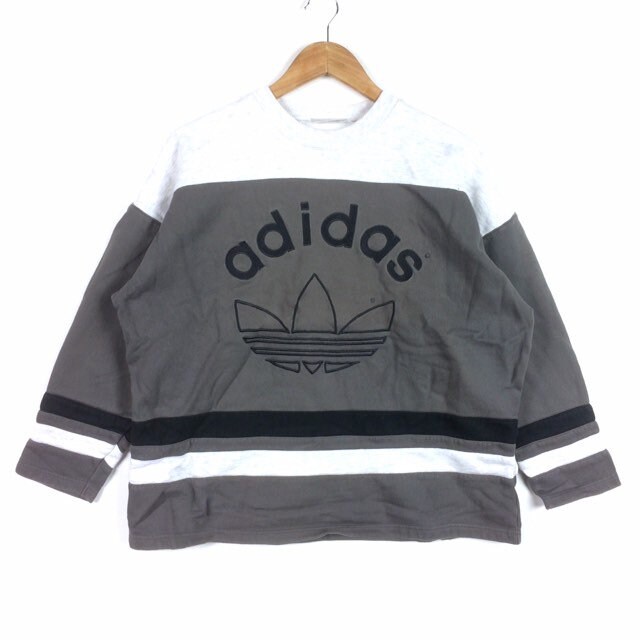 Selten Vintage The Three Stripes Vintage Adidas Trefoil Sweatshirt Multicolour Medium Size von MingsVintageStore