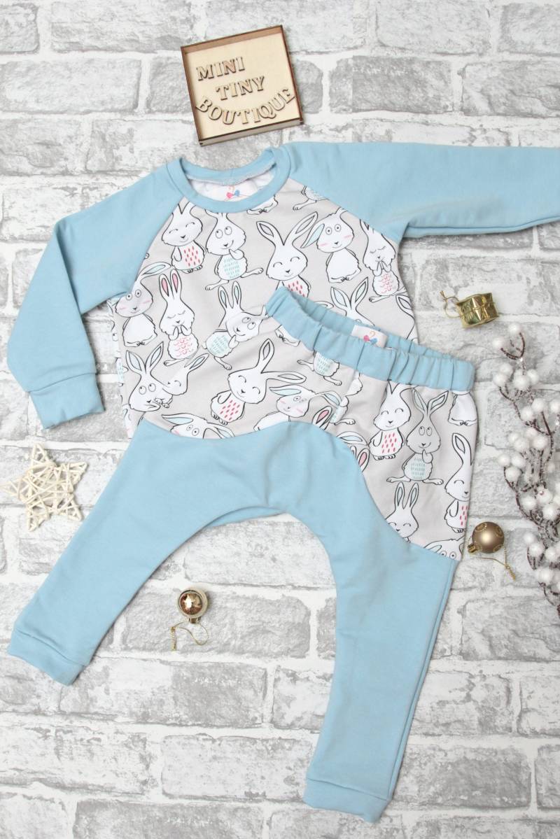 12-18 Größe Bunny Love Raglan Sweatshirt, Haremshose von MiniTinyBoutique