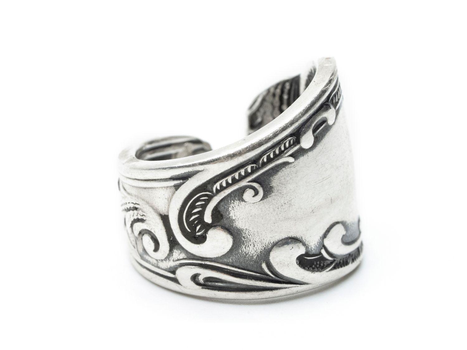 Besteckring Unikat Ring Aus Antikem Löffel Miniblings Herren Upcycling Lr7 Besteckring Unikat Ring Aus Antikem Löffel Miniblings Herren Upcycling Lr7 von Miniblings