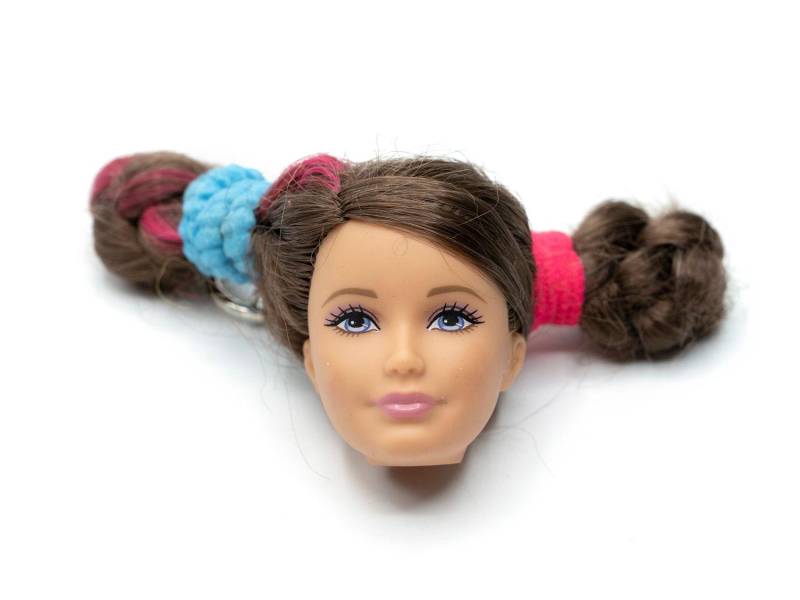 Kopf Puppe Schlüsselanhänger Miniblings Anhänger Braune Haare Zöpfe 2 Buns von Miniblings