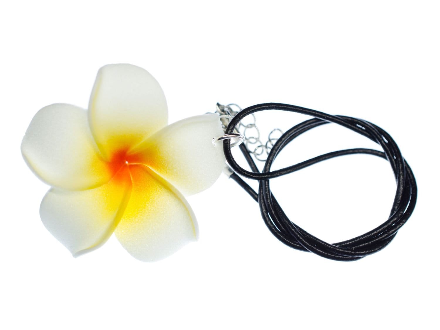 Miniblings Frangipani Blume Beach Halskette 45cm Blumen Hawaii Leder Surfen Stoff von Miniblings