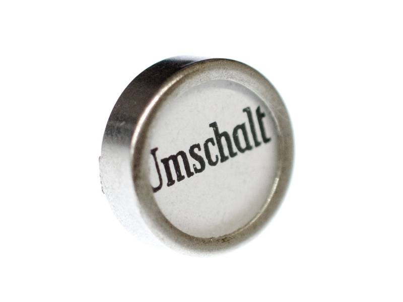 Schreibmaschinentaste Brosche Miniblings Pin Anstecker Button Umschalt Weiß von Miniblings