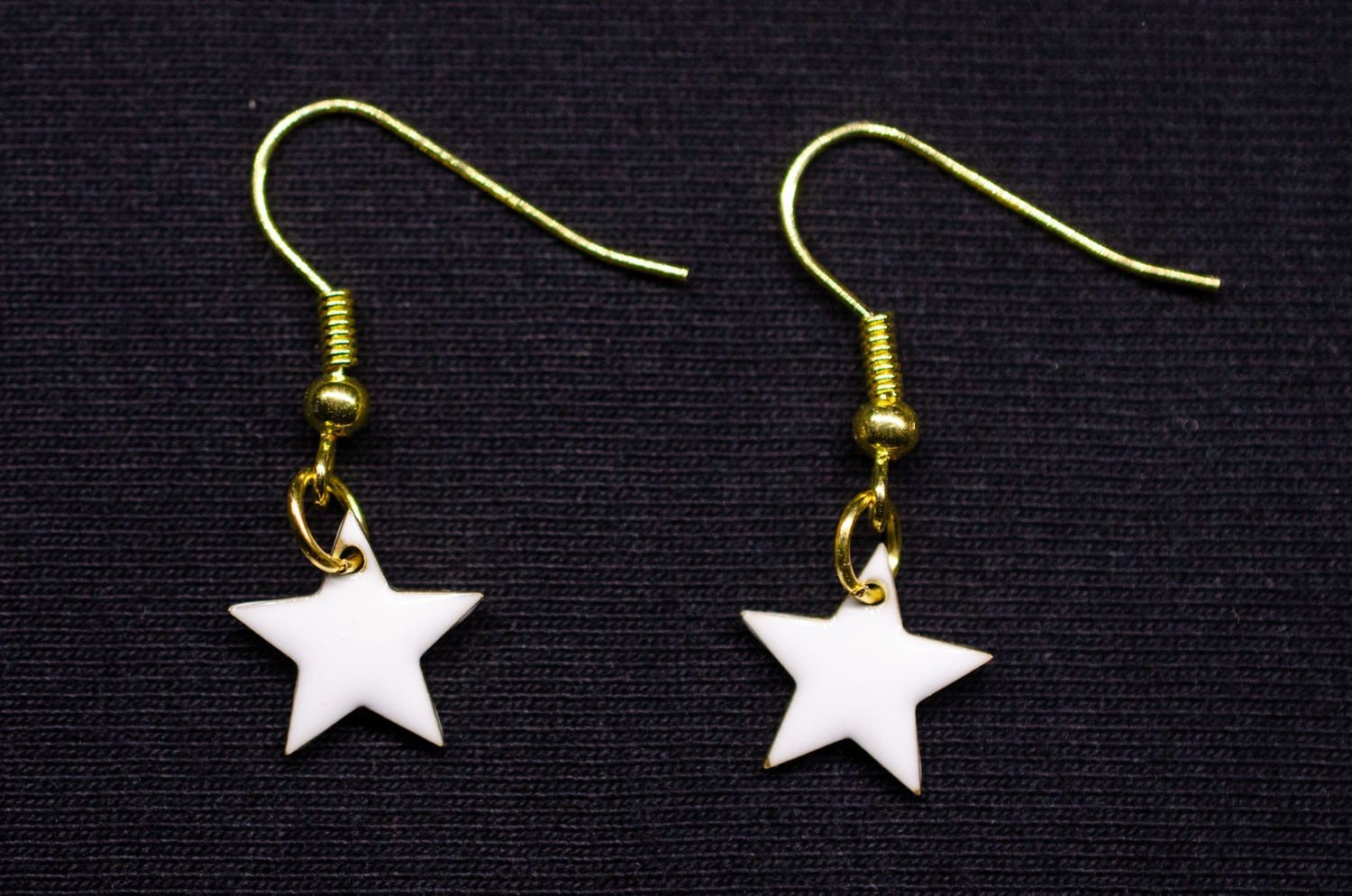 Stern Ohrringe Miniblings Hänger Sterne Weihnachten Star Emaille Gold Klein Weiß von Miniblings