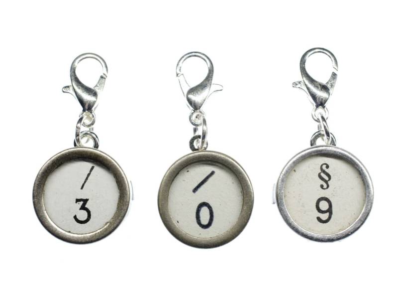 Wunschzahl Charm Miniblings Schreibmaschinentaste Schreibmaschine Zahl Ziffer Wß von Miniblings