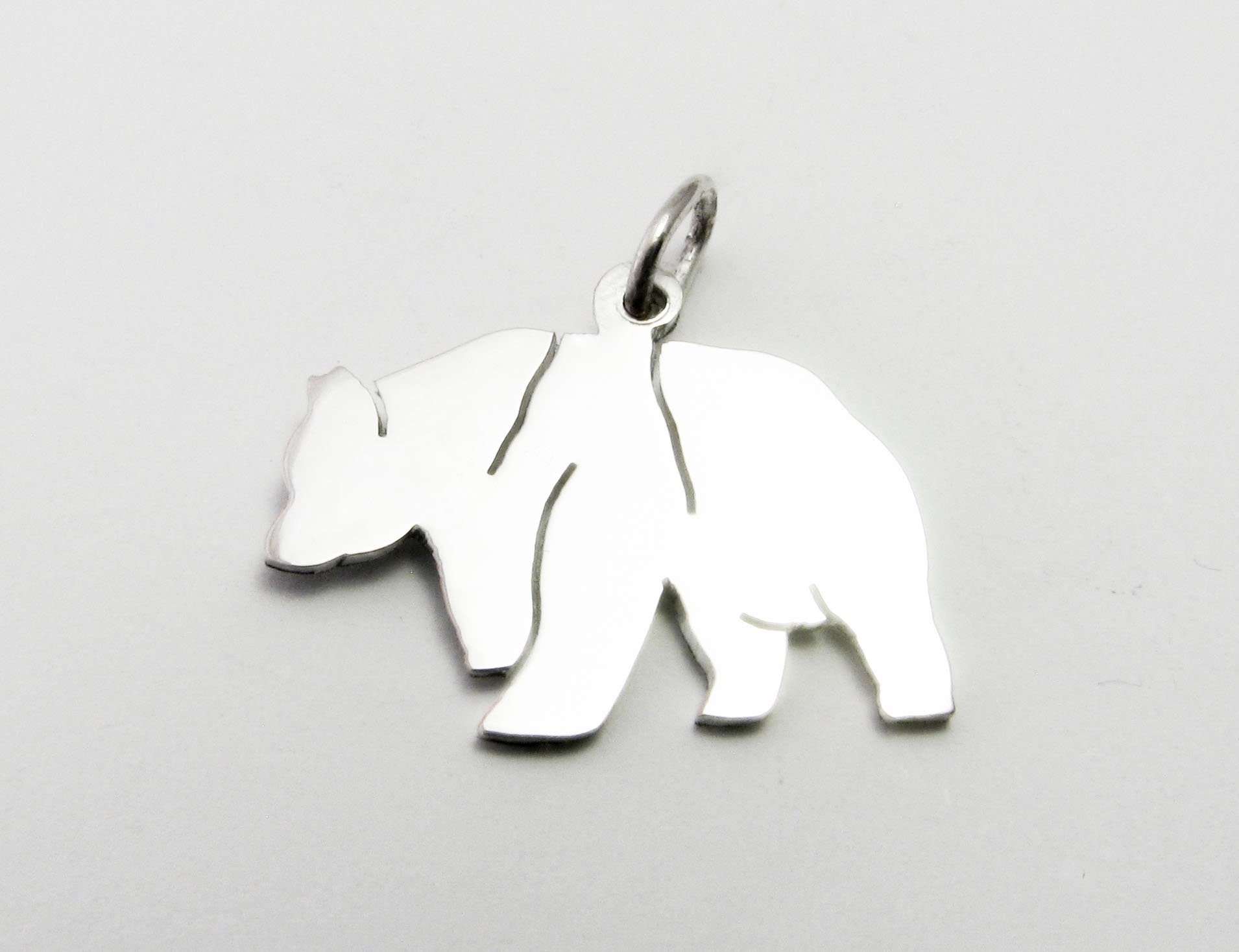 Silber Panda Mit Braunem Seidenfaden - Minicsiga Zoo Silber Panda Mit Braunem Seidenfaden - Minicsiga Zoo von MinicsigaJewellery