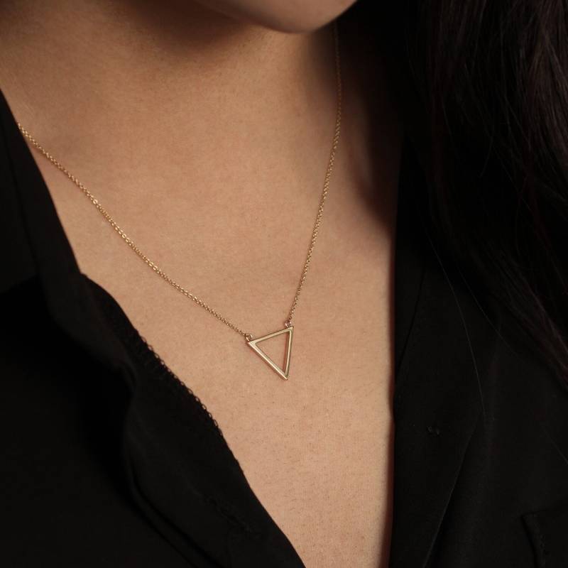 Dreieck Anhänger Halskette 14K Solid Gold Einzigartige Minimalist Layering von MinimalAllure
