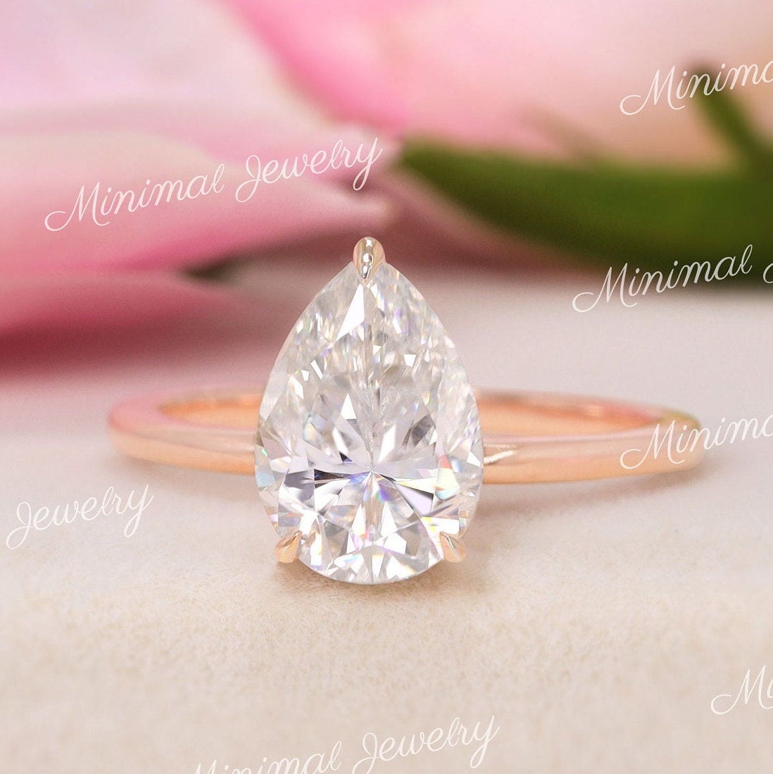 2 Ct Birnen Moissanite, Tropfenring, Versteckter Halo, Einzigartiger Birnenförmiger Verlobungsring, 14K Rosé Gold, Versprechen, Passendes Ehering Set von MinimalJewelryAndCo