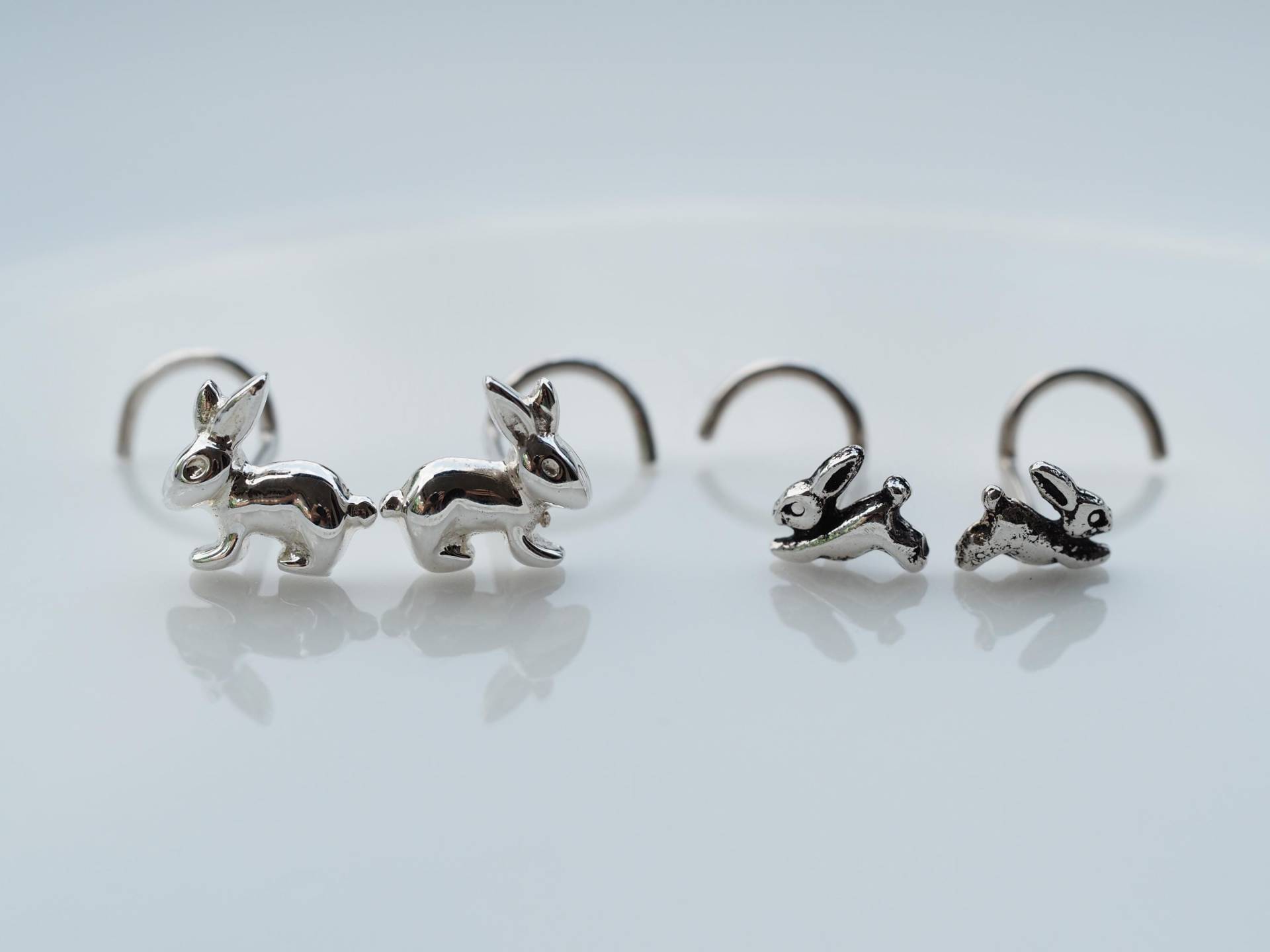 Hase Sterling Silber Nase Bolzen Body Piercing Schmuck von MinimalJewelrybyJK