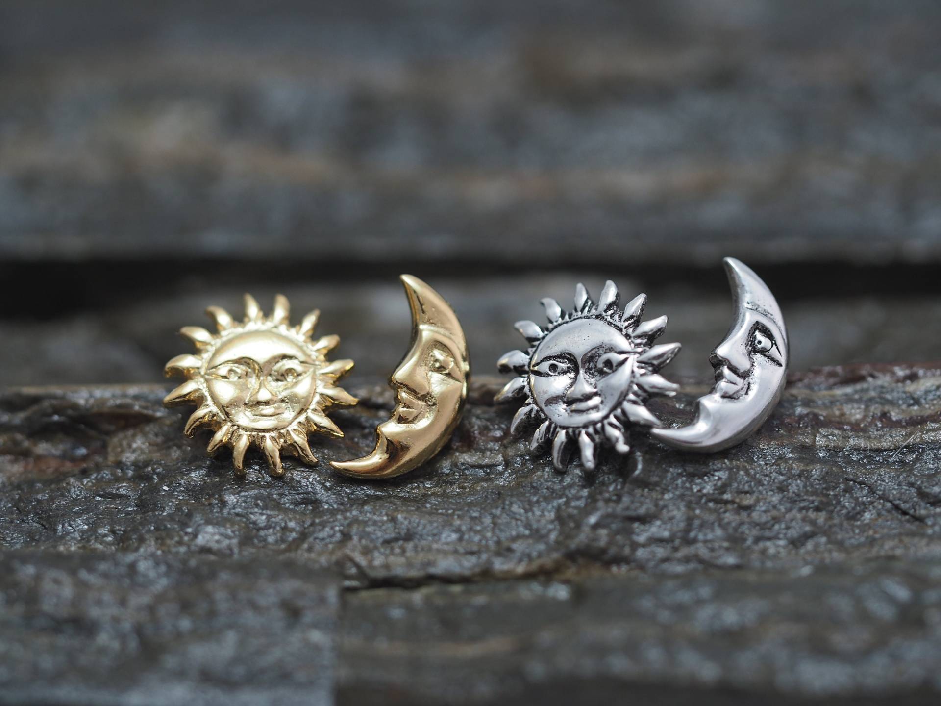 Sonne Und Mond Ohrstecker 925 Sterling Silber Minimalist Schmuck Sonne Und Mond Ohrstecker 925 Sterling Silber Minimalist Schmuck von MinimalJewelrybyJK