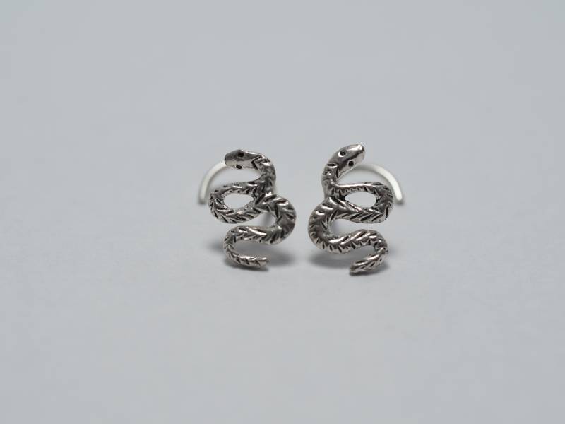 sterling Silber Schlangen Nasenstecker 20 Gauge Body Piercing sterling Silber Schlangen Nasenstecker 20 Gauge Body Piercing von MinimalJewelrybyJK