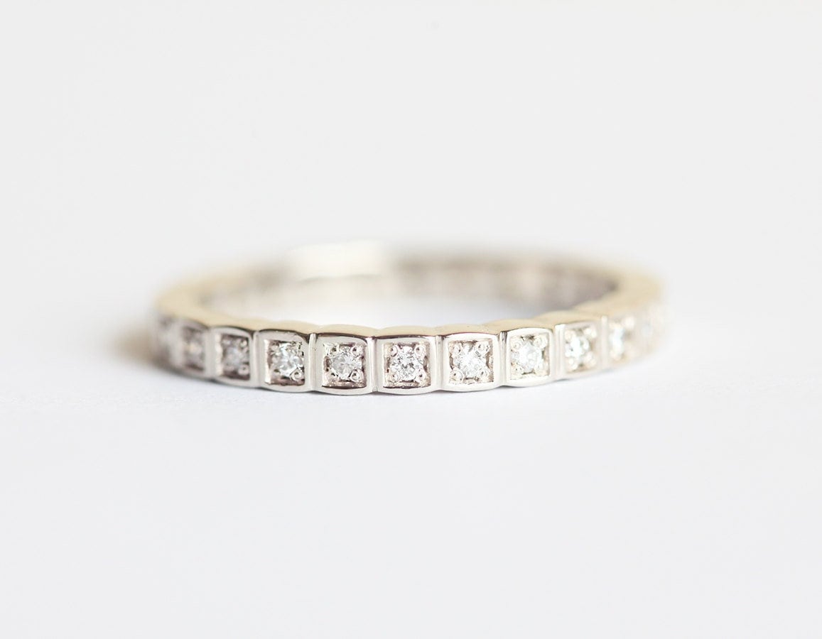 Diamant Ehering, Full Eternity Ring, Micro Pave Band, Bezel Eternity, Modernes Dünnes Stapelband von MinimalVS