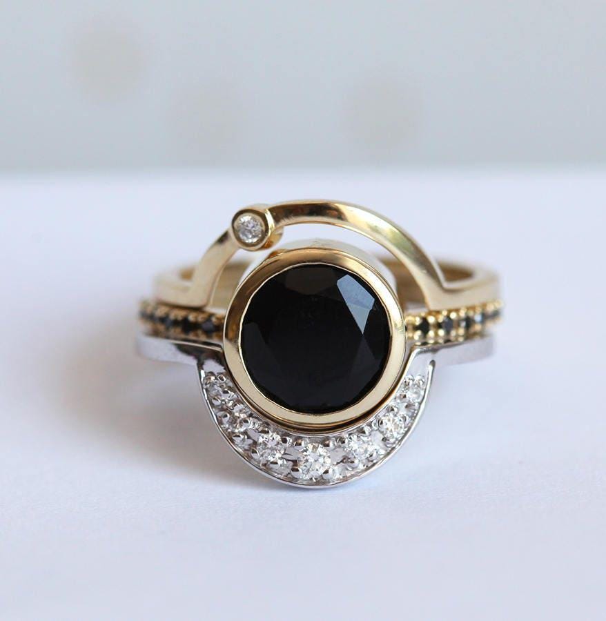 Schwarzer Diamant Verlobungsring, Eclipse Ring Set, Alternative Onyx Schmuckset, Mond Hochzeit Schwarzer Diamant Verlobungsring, Eclipse Ring Set, Alternative Onyx Schmuckset, Mond Hochzeit von MinimalVS