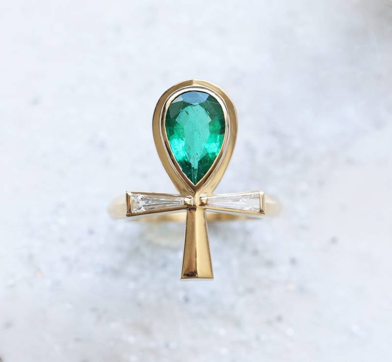 Smaragd-Diamant-Ankh-Ring, Smaragd-Ankh-Ring-Symbol-Ring-Kreuz von MinimalVS