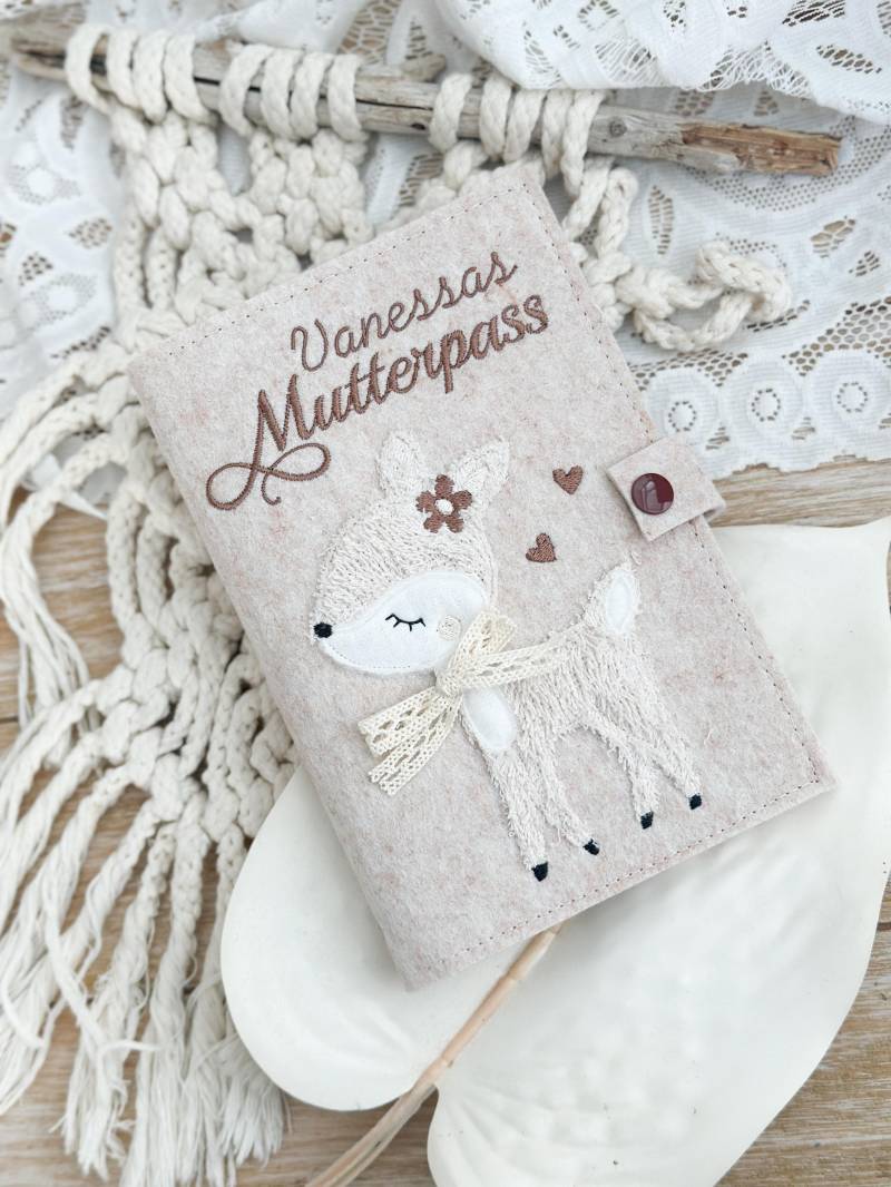 Mutterpasshülle "Rehlein" von Minispatz