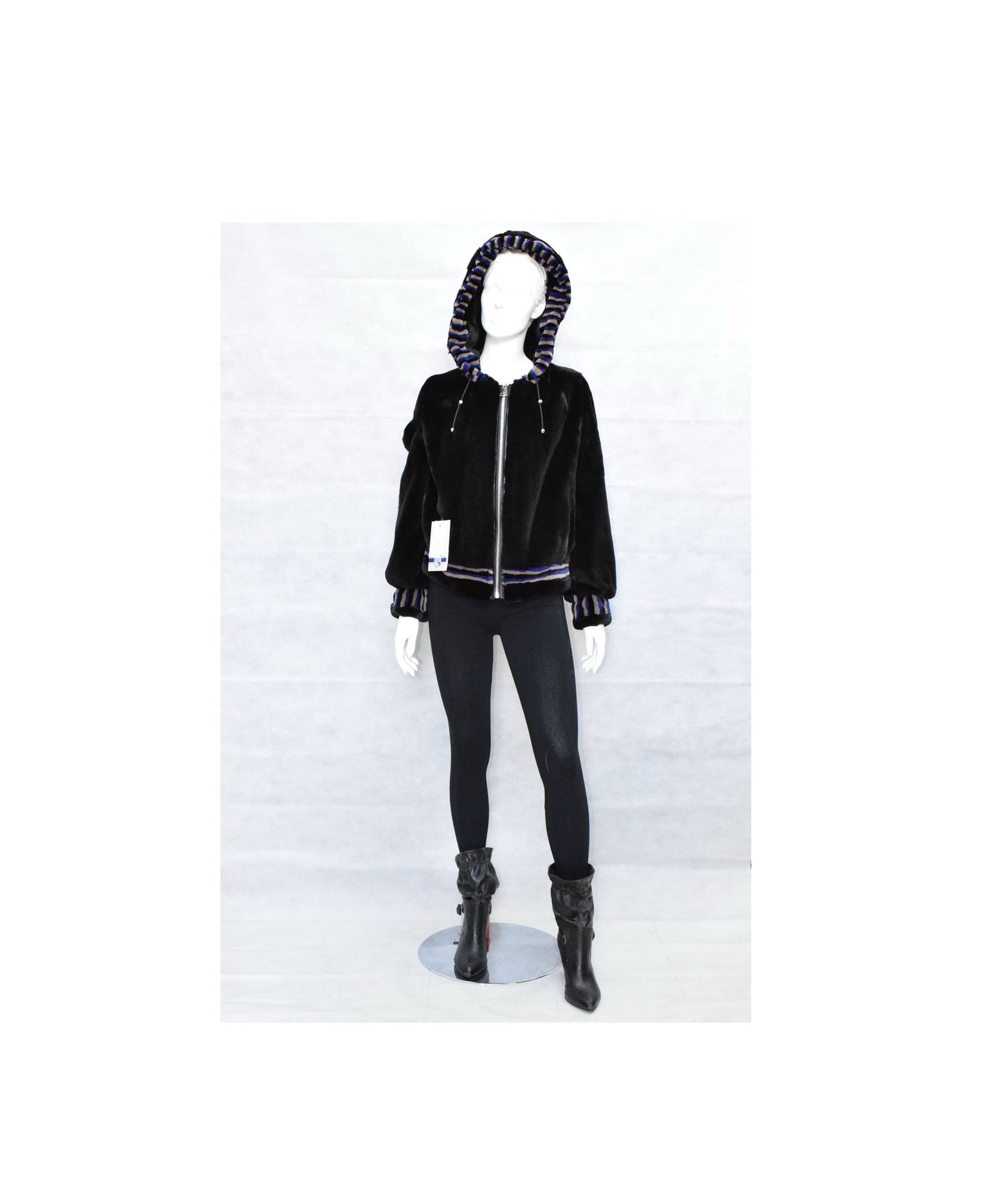 Frauen Pelz Nerz Bomberjacke Mit Kapuze, Schwarze Farbe Grau Lila Details von MinkGlamourFur