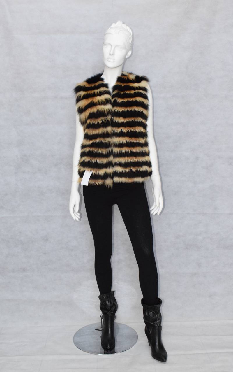 Handgefertigte Fuchsweste Schwarz & Goldfarbene Weste Mit V-Ausschnitt von MinkGlamourFur