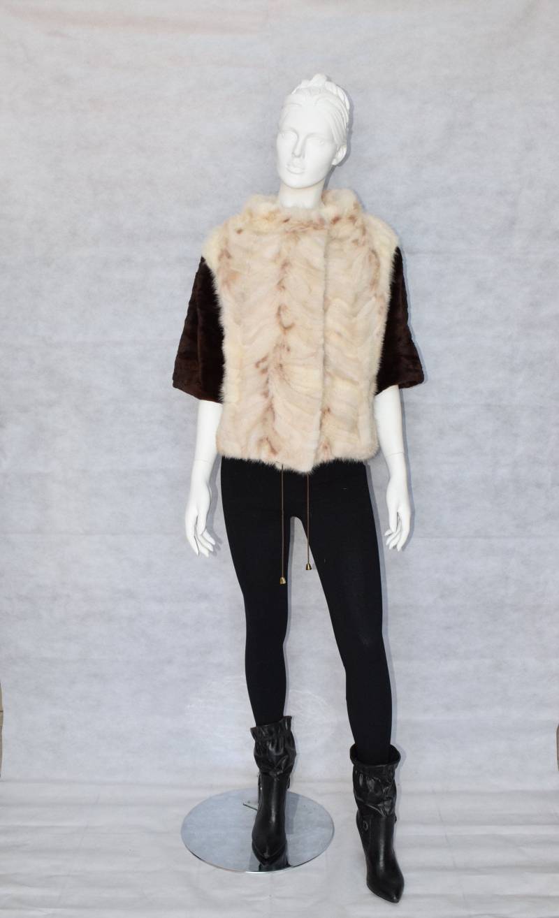 Handgefertigte Nerz Jacke Beige & Brauner Kurzarm Wintermantel von MinkGlamourFur