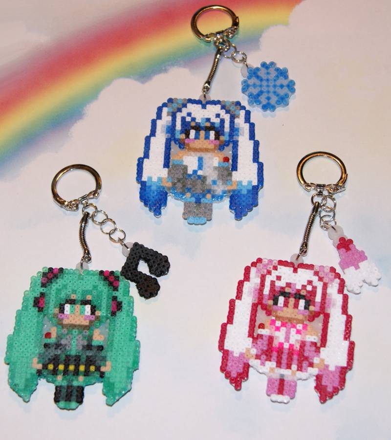 Hatsune Miku Schlüsselanhänger Mit Anhänger, Sakura Miku, Snow Hatsune Miku Schlüsselanhänger Mit Anhänger, Sakura Miku, Snow von MinkysCrafts