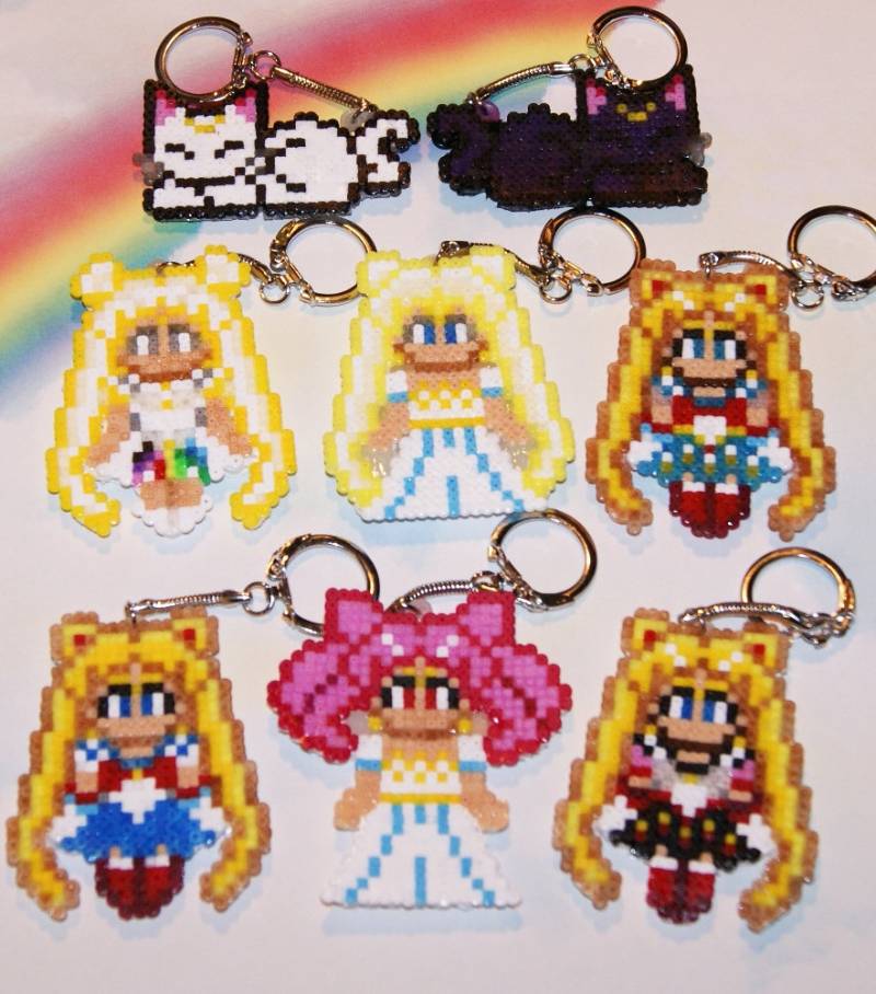 Sailor Moon Schlüsselanhänger - Cosmos, Moon, Prinzessin Serenity, Rini, Luna, Artemis Sailor Moon Schlüsselanhänger - Cosmos, Moon, Prinzessin Serenity, Rini, Luna, Artemis von MinkysCrafts
