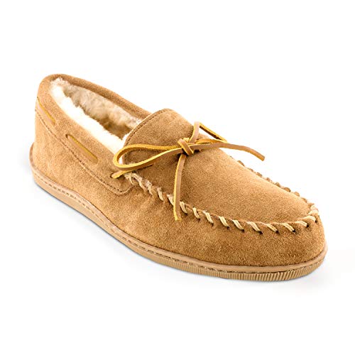 Minnetonka Men's Golden Tan Sheepskin Hardsole Moccasin 7 D(M) US von Minnetonka