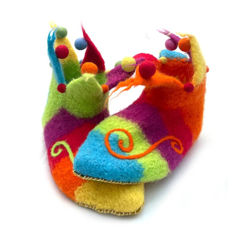 Gemütliche Und Warme Filz-Hausschuhe Mit Ledersohlen Für Damen Gr. 38 Ledersohlen, Model "Bunte Hexe" von MinodesignPuschen