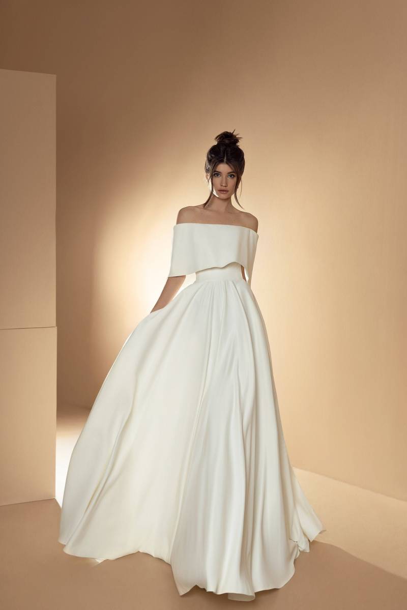 Chic Und Simple Minimal Satin Brautkleid, Brautkleid von MintDesign