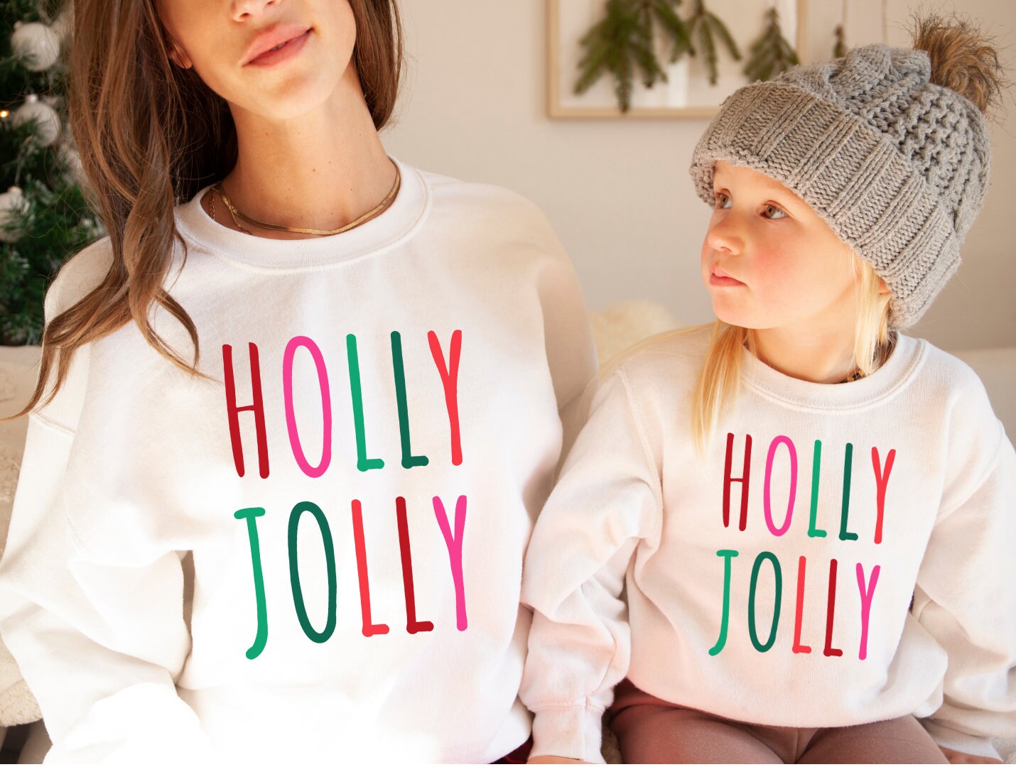 Familien Sweatshirt, Holly Jolly Merry & Bright, Weihnachts Sweatshirt, Mama Und Ich Sweashirts, Kleinkind, Jugend, Erwachsene Sweatshirt von MintTeeApparel