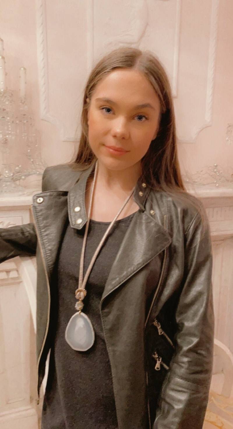 Nappalederkette Mit Edelsteinanhänger von MinvonBuer