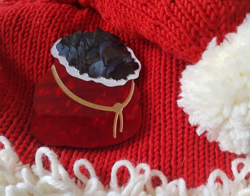 Sack Kohle Brosche Sack Kohle Brosche von MinxyVixenVintage