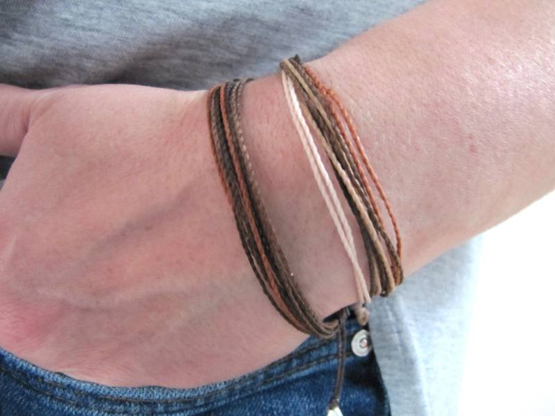 Armband Makramee, Boho Armband, Hippie Frauen Geschenk Für Frauen, Multi Strang Schmuck, Schmuck Makramee von MioBolife