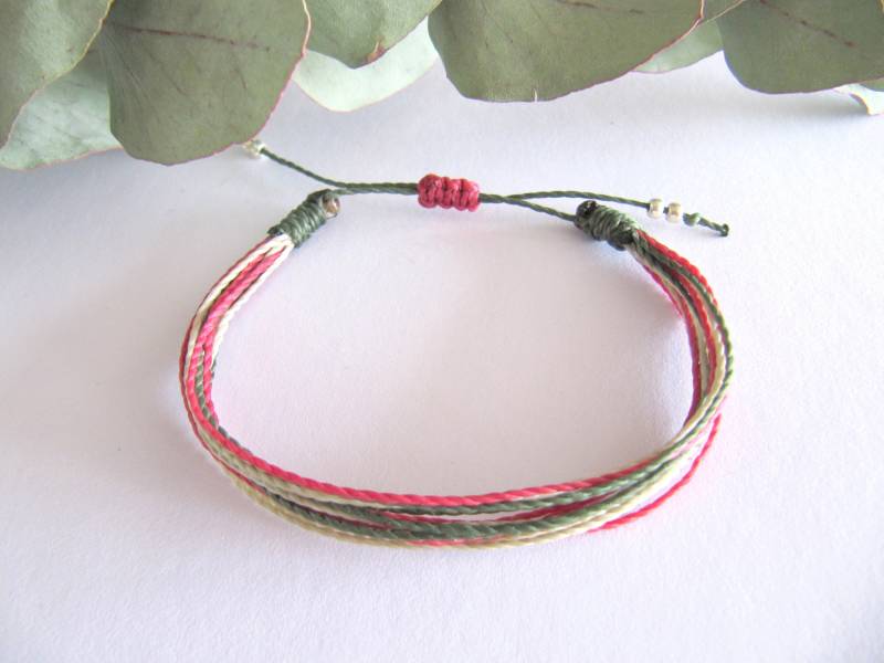 Armband Makramee, Boho Armband, Hippie Frauen Geschenk Für Frauen, Multi Strang Schmuck, Schmuck Makramee von MioBolife