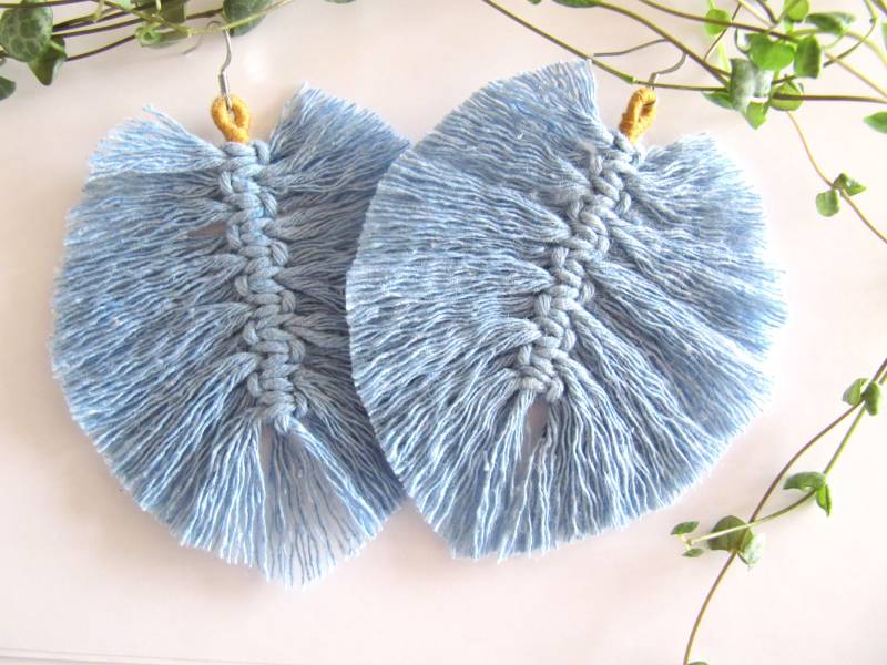 Makramee Ohrringe Feder, Fransen Blatt Ohrringe, Boho Schmuck, Sommer Schmuck, Baumwolle von MioBolife