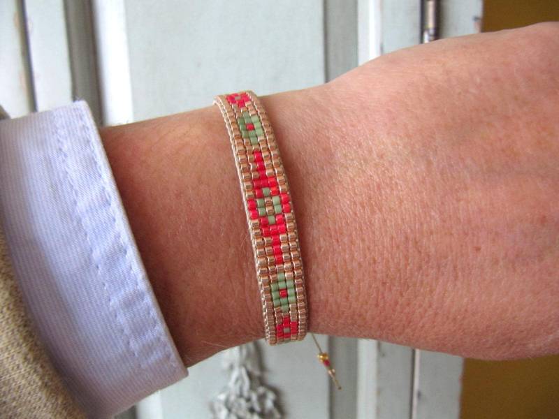 Miyuki Armband Boho Style, Handgewebte Armbänder, Miyuki Delica, Frauen Schmuck, Perlenarmband Gold Rot, Geschenk Frauen, Weihnachtsgeschenk von MioBolife