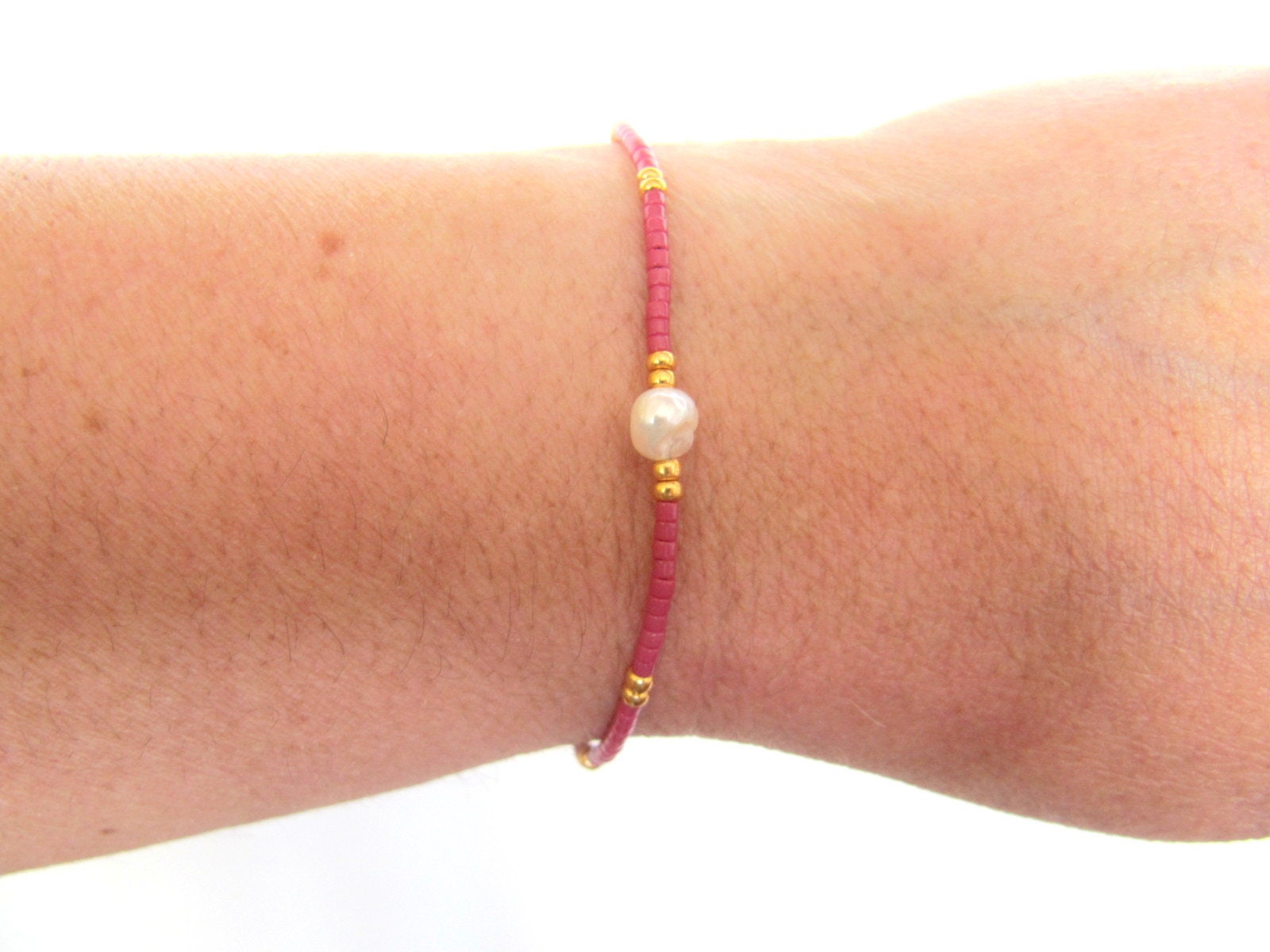 Miyuki Perlenarmband, Geschenk Beste Freundin, Freundschaftsarmband Süßwasserperle, Zierliche Armband, Perlenarmband Valentinstag Geschenk von MioBolife