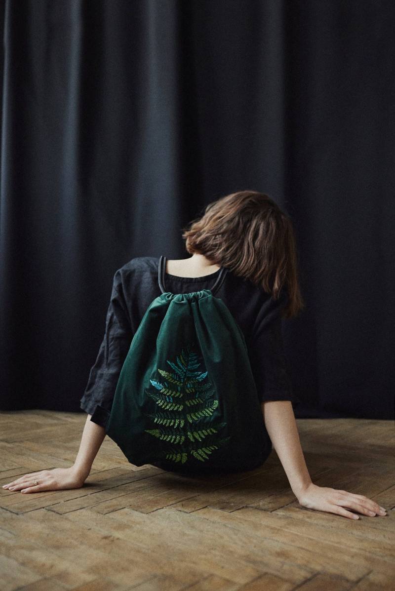 Farn & Wald~Samtrucksack Mit Stickerei~Geschenk Für Sie~Wasserdichter Rucksack Seilen~Zusätzliche Tasche~Stadtrucksacktasche~Für Das Fitnessstudio von MioUnico