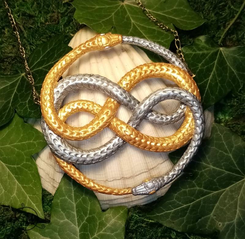 Auryn - Die Unendliche Geschichte Handgefertigter Anhänger Unikat "Made To Order" von MiraCrafts