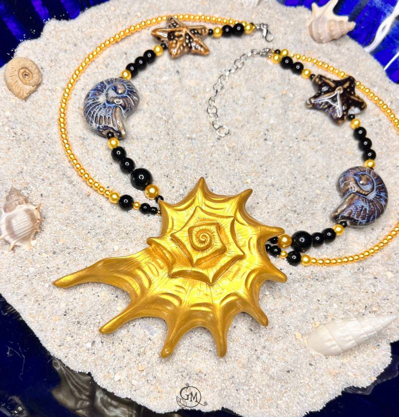 Treasure Of The Cursed Lagoon - Unique Merfolk Necklace Ooak Ready To Ship von MiraCrafts