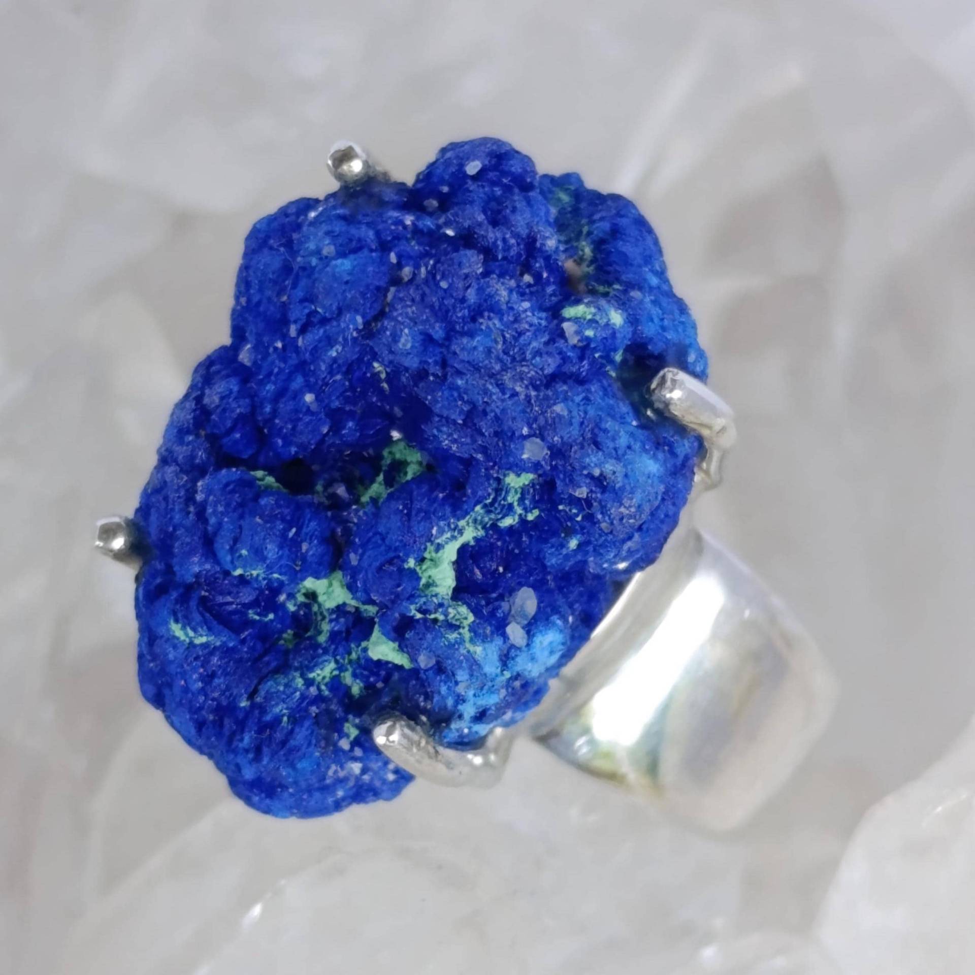 Azurit Kristall Rohstein Heilstein Ring 925 Sterlingsilber Größe 56 Handarbeit R2091 Azurit Kristall Rohstein Heilstein Ring 925 Sterlingsilber Größe 56 Handarbeit R2091 von MiraGemsShop