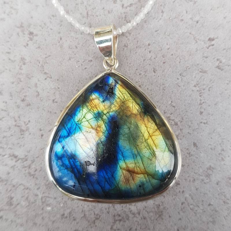 Labradorit Cabochon Anhänger 925 Sterlingsilber Handarbeit Unikat A1109 von MiraGemsShop