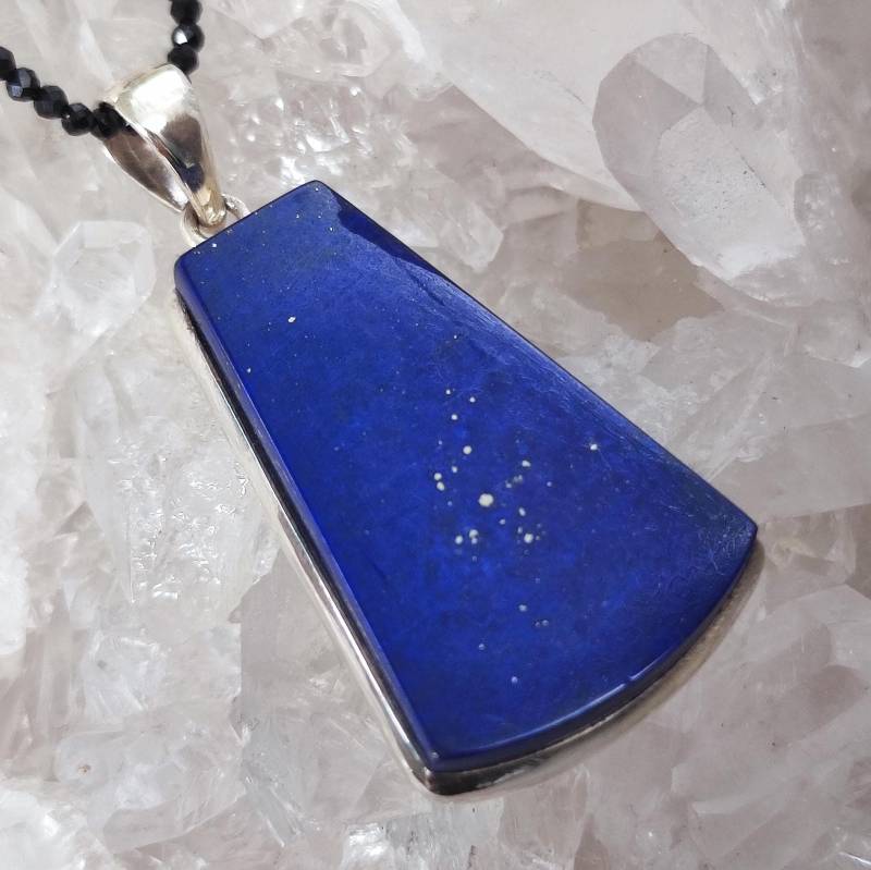 Lapislazuli Heilstein Anhänger 925 Sterlingsilber Handarbeit Unikat A1494 von MiraGemsShop