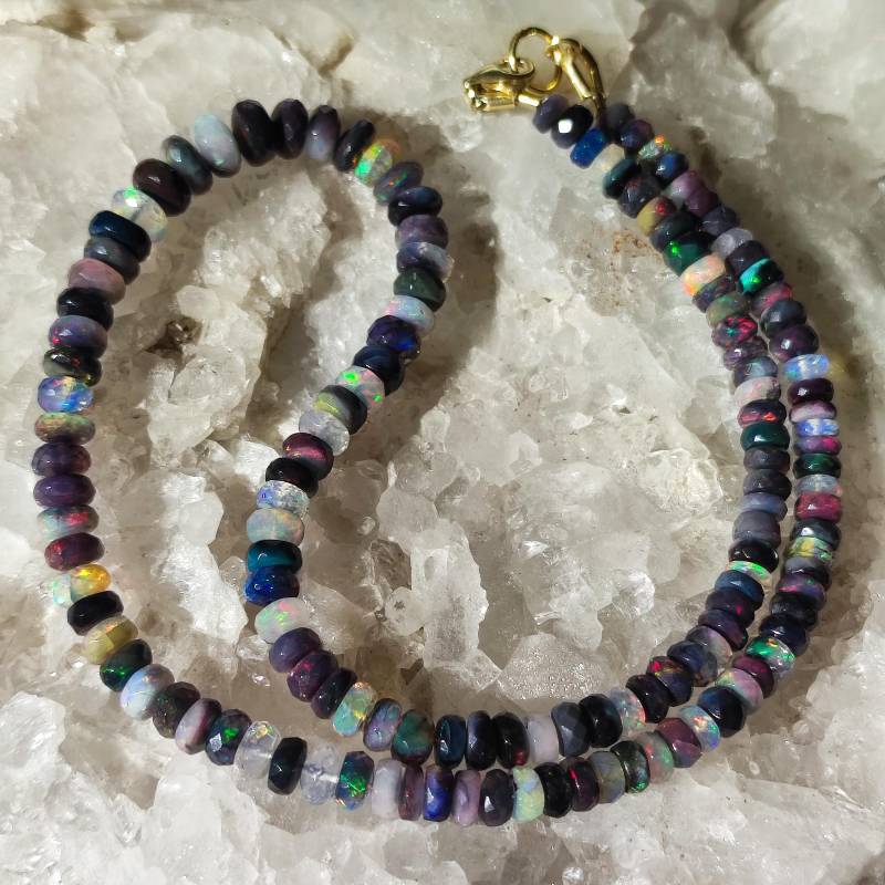 Welo Opal Heilstein Kette Facettiert 925 Sterlingsilber Handarbeit Rarität K662 Welo Opal Heilstein Kette Facettiert 925 Sterlingsilber Handarbeit Rarität K662 von MiraGemsShop
