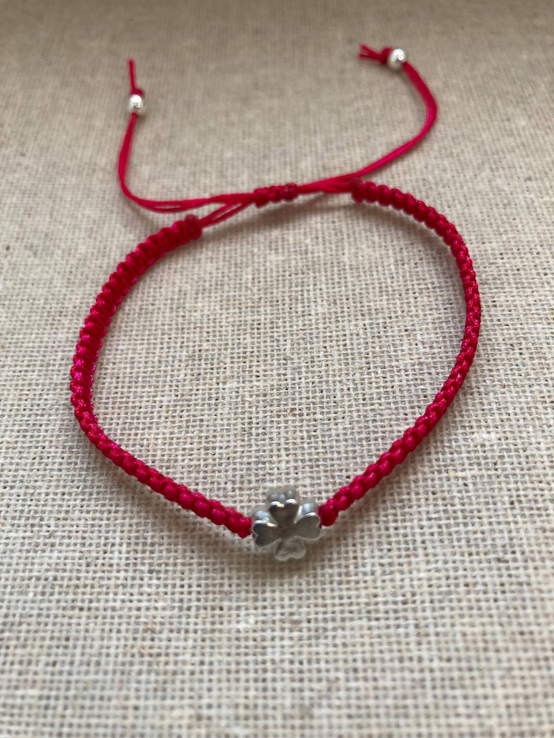 Vierblättiges Kleeblatt Armband/Makramee Vierblättiges Kleeblatt Armband/Glücksbringer/Glückssymbol Vierblättiges Kleeblatt Armband/Makramee Vierblättiges Kleeblatt Armband/Glücksbringer/Glückssymbol von Mirabellahobby