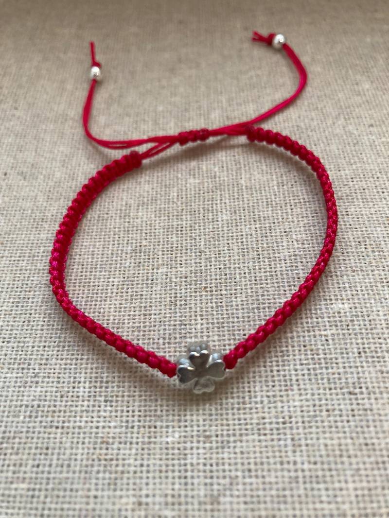 Vierblättiges Kleeblatt Armband/Makramee Vierblättiges Kleeblatt Armband/Glücksbringer/Glückssymbol von Mirabellahobby