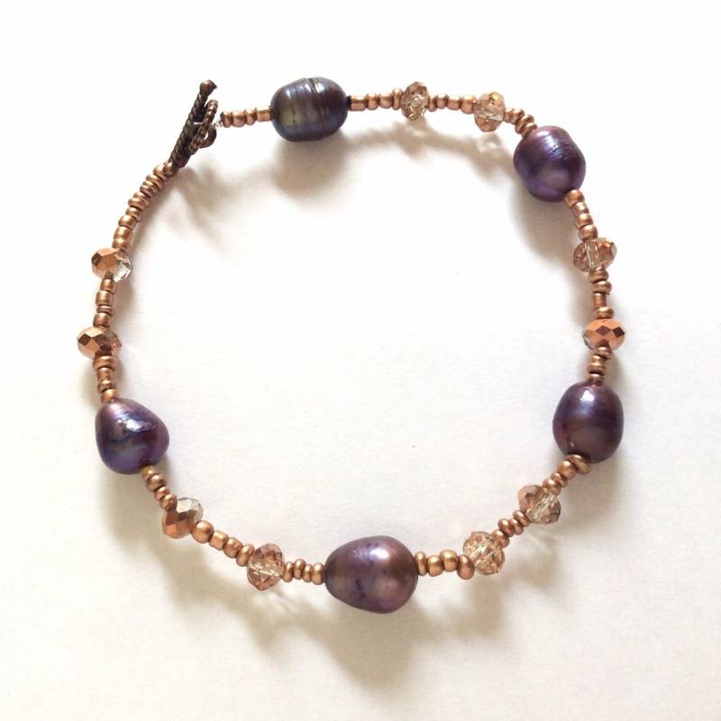 Boho Chic Perlen Armband Goldene Glasperlen, Lila von MiracolaBottega
