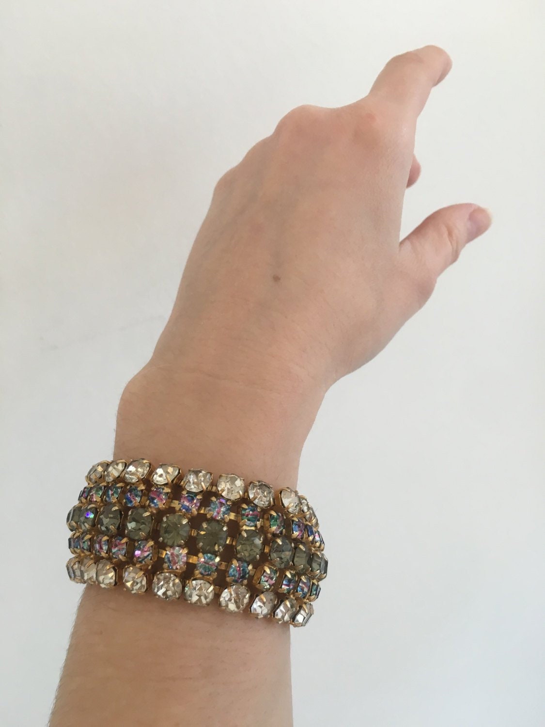 Vintage 1960Er Buntes Strass Armband Vintage 1960Er Buntes Strass Armband von MirandasBridal