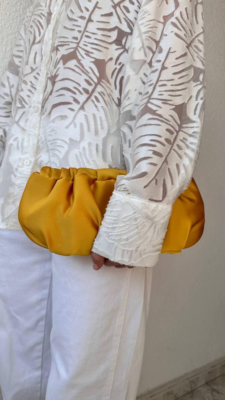 Goldene Abendclutch Für Damen | Kleine Designer-Clutch Aus Satin Knödel-Clutch Hochzeit, Events, Party Verschiedene Farben Und in 2 Größen von MirariBags