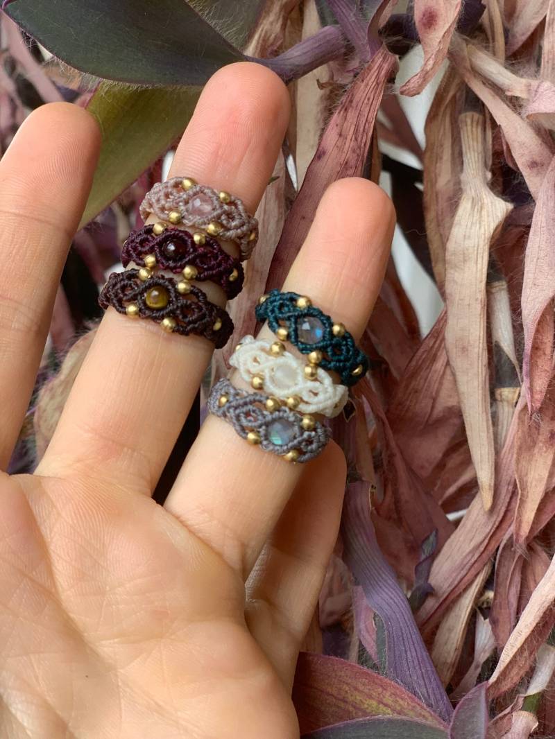 Filigraner Macramé Ring Aus Labradorit von MirasMacrame